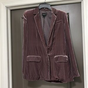 Club Monaco Velvet Blazer in Mauve